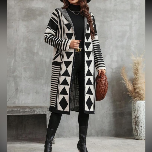 Cozy Abstract Geo Pattern Drop Shoulder Hooded Duster Sweater Cardigan - Picture 4 of 6